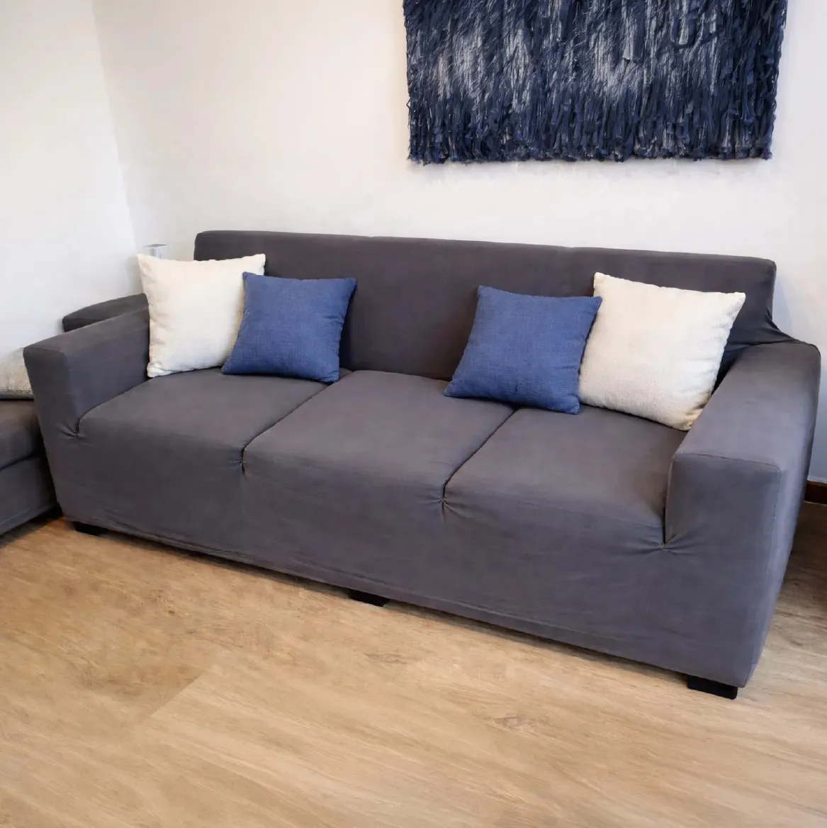 Cubre Sillon 3 Cuerpos Dakota Gris Oscuro Ajustable Lavable 180x230cm Protector Sofa 3 Plazas Premium Lisa