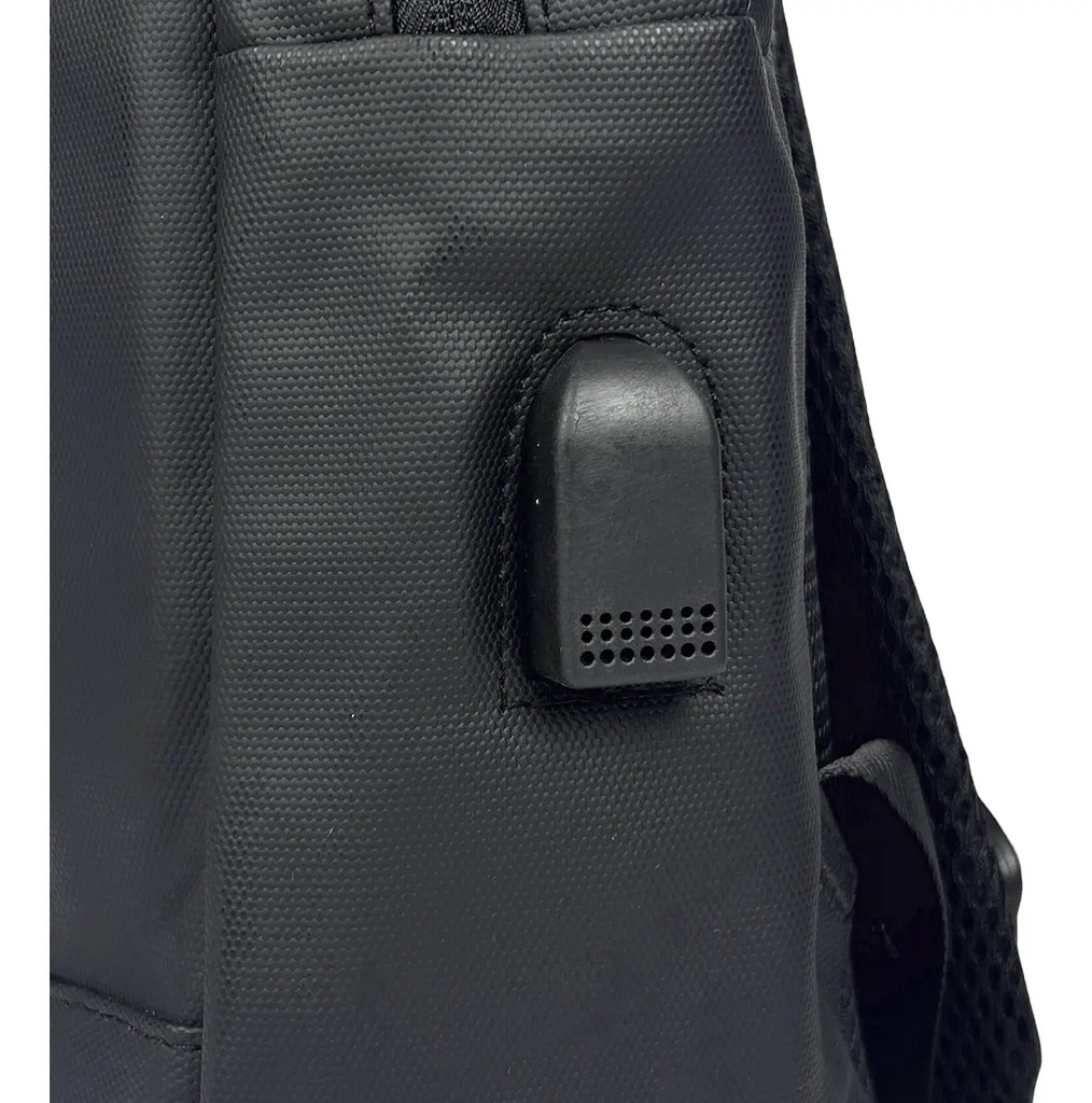 Mochila Impermeable Viaje Dakota Portanotebook Cabina Usb Regalo 2 Neceseres Negro